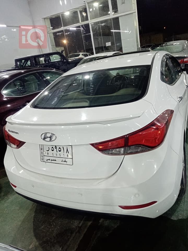 هیوندای ئەلەنترا